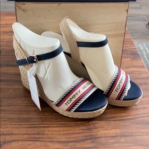 Magnifique sandale Tommy Hilfiger
